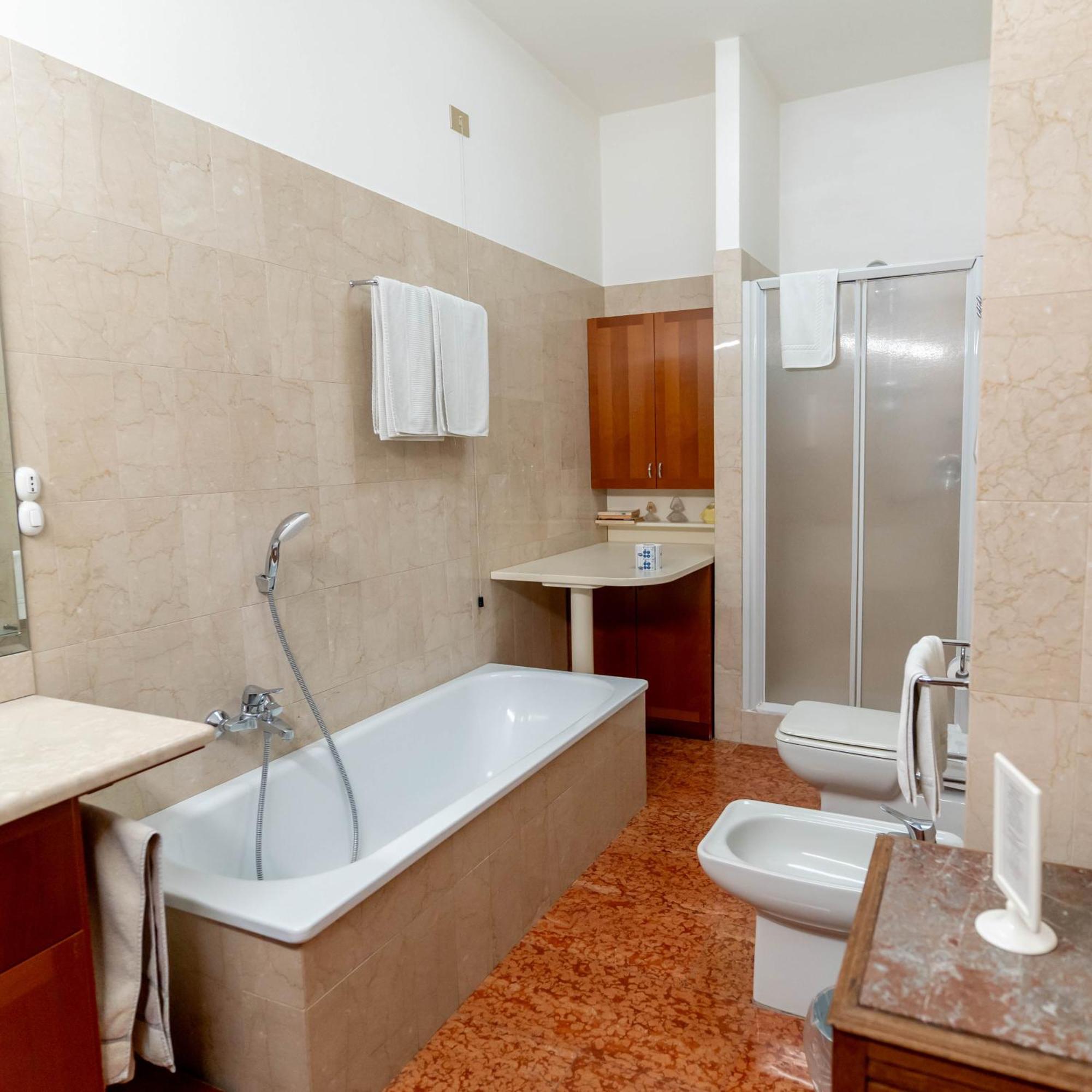 A Casa Di Tom Bed and Breakfast SantʼAmbrogio di Valpolicella Εξωτερικό φωτογραφία