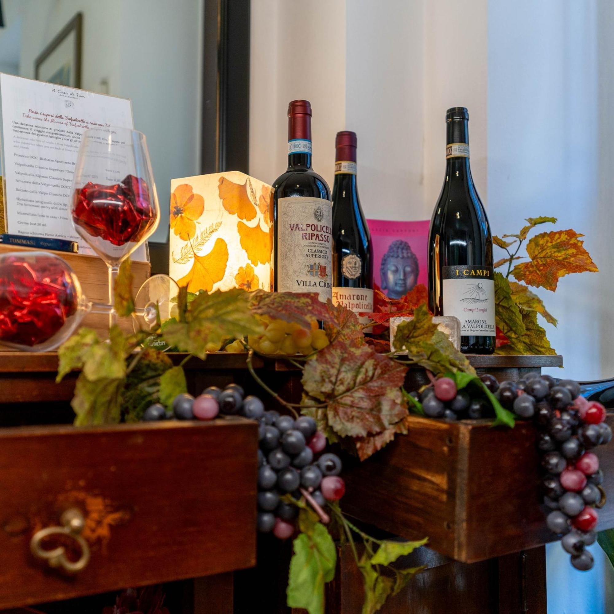 A Casa Di Tom Bed and Breakfast SantʼAmbrogio di Valpolicella Εξωτερικό φωτογραφία