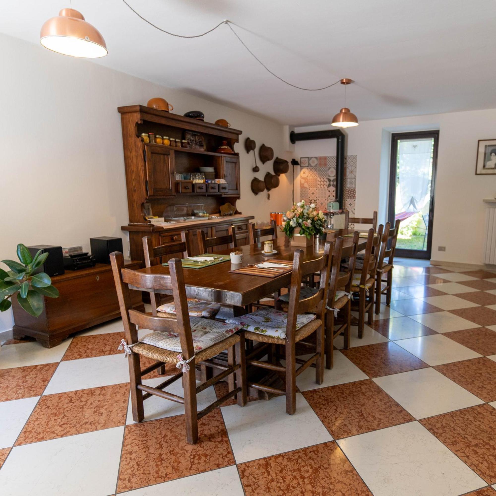 A Casa Di Tom Bed and Breakfast SantʼAmbrogio di Valpolicella Εξωτερικό φωτογραφία