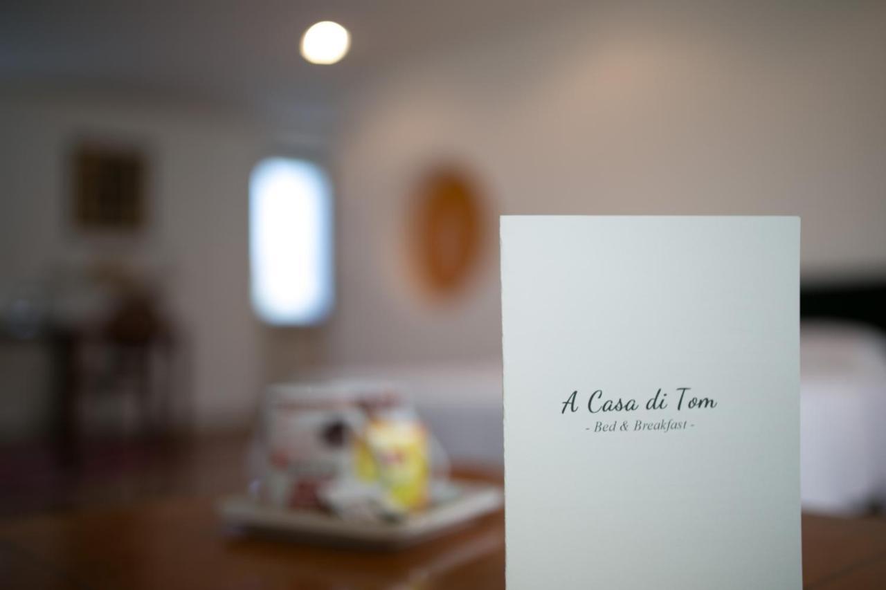 A Casa Di Tom Bed and Breakfast SantʼAmbrogio di Valpolicella Εξωτερικό φωτογραφία