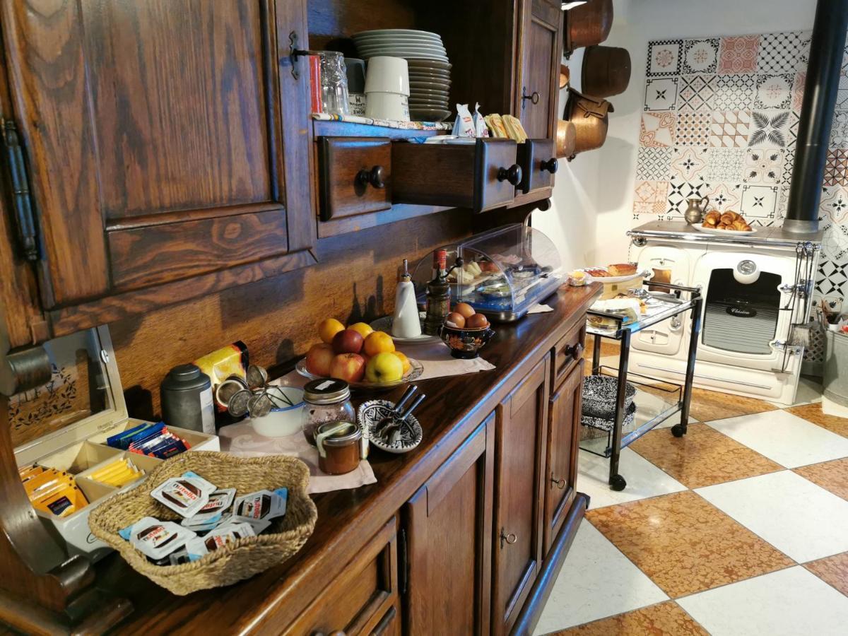 A Casa Di Tom Bed and Breakfast SantʼAmbrogio di Valpolicella Εξωτερικό φωτογραφία
