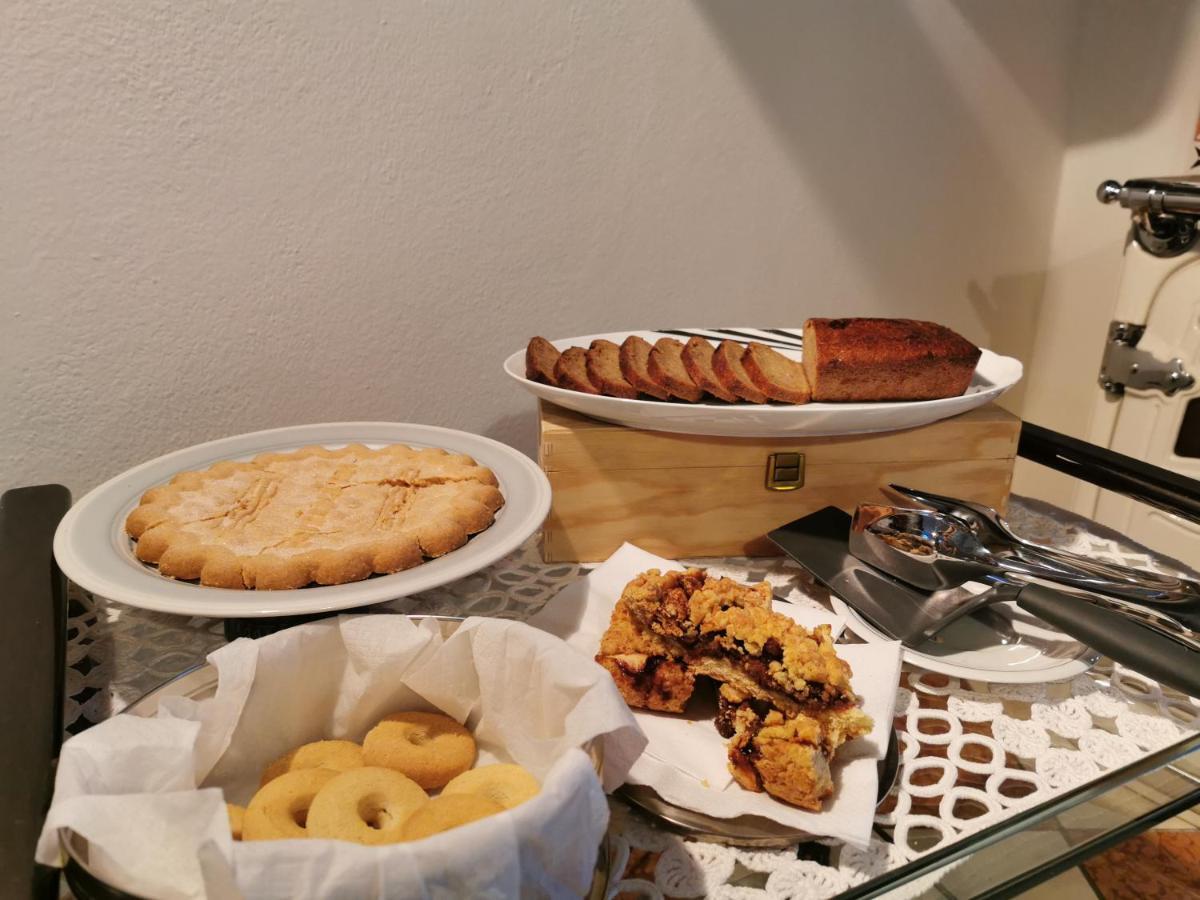 A Casa Di Tom Bed and Breakfast SantʼAmbrogio di Valpolicella Εξωτερικό φωτογραφία