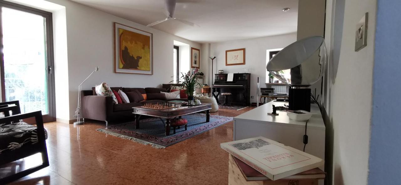 A Casa Di Tom Bed and Breakfast SantʼAmbrogio di Valpolicella Εξωτερικό φωτογραφία